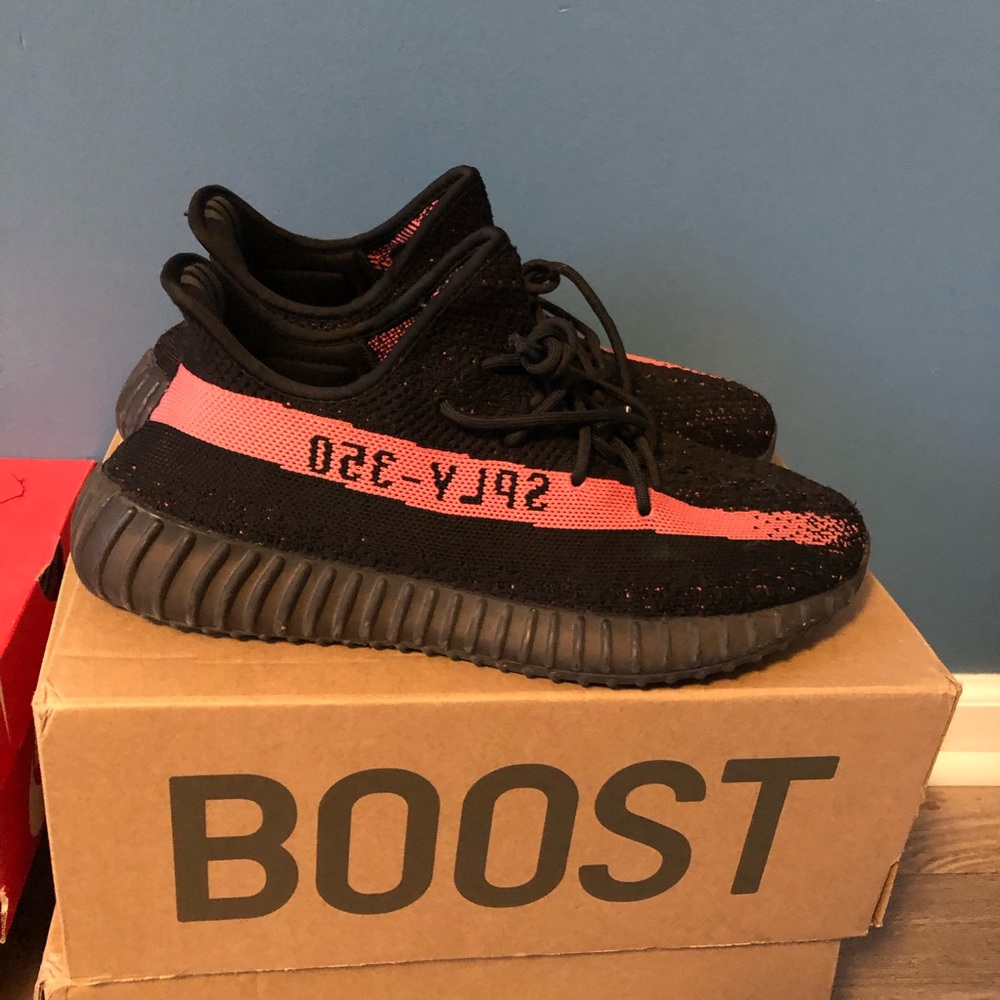 yeezy 350v2